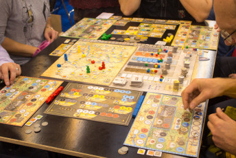 wpid4672-20151009105655_20151009105655-Spiel-2015-Essen-8120_.jpg